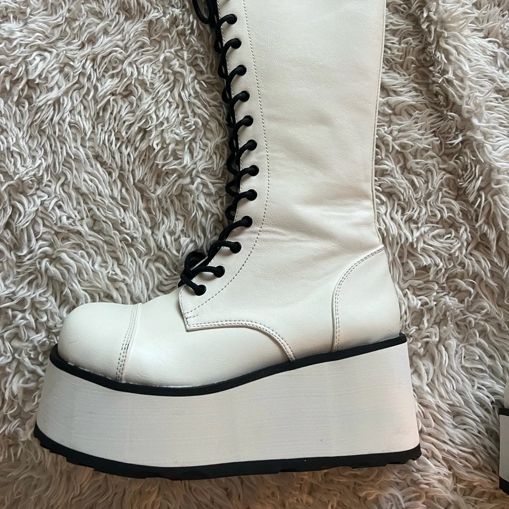 Demonia Trashville White Leather Boot - Picture 5 of 15